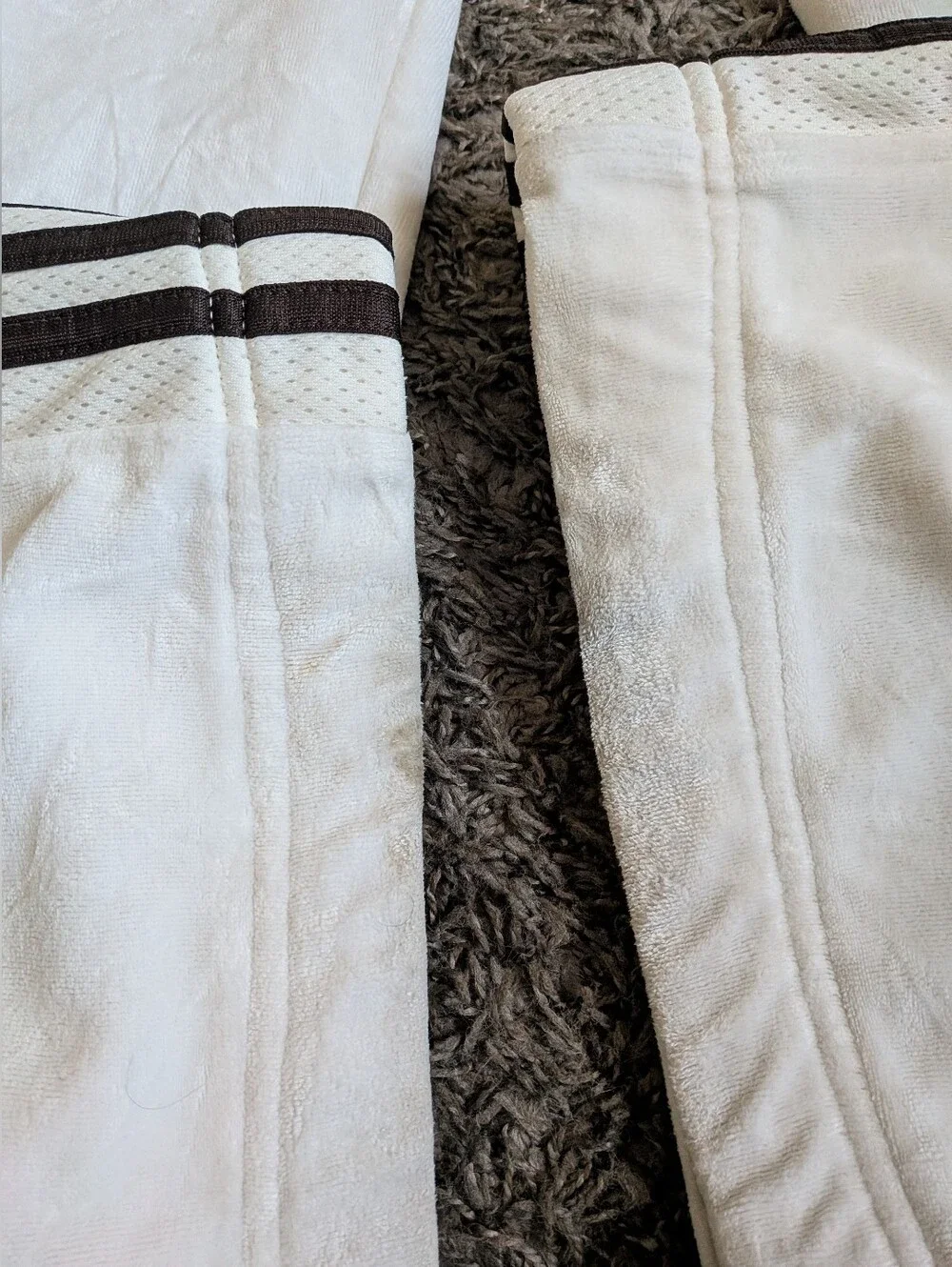 Adidas VTG 2004 Cream Velour Brown Stripe 30